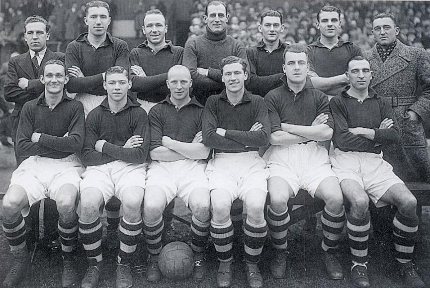 1937-38 squad picture